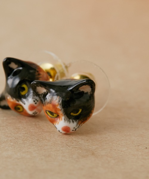 NACH（ナッシュ）の「（WEB限定あり）【NACH(ナッシュ)】ネコピアス（ピアス（両耳用）・レディース・アイボリー/ブラック系その他・FREE）」の4枚目の写真