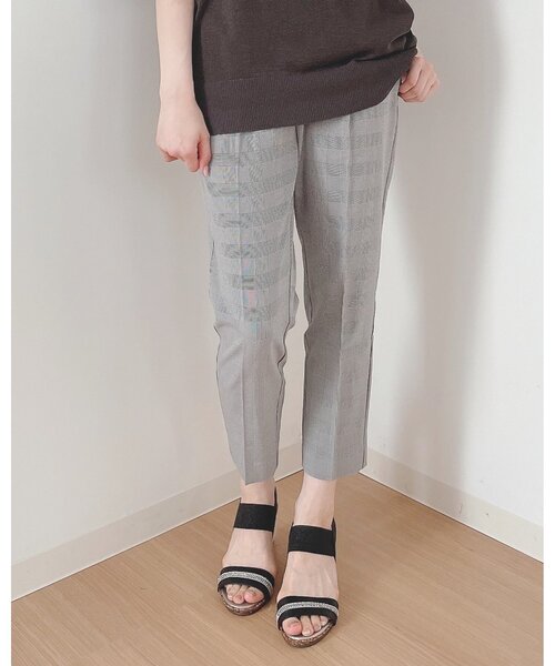SHOO・LA・RUE(シューラルー)の「◆【SS-4L】ぷるぷるテーパードパンツ(その他パンツ・レディース・ブラック/ベージュ/ネイビー系7/グレー系その他2・01/04/05/06/10/02/03)」の6枚目の写真