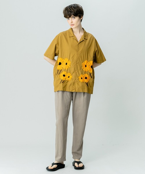 OOFOS（ウーフォス）の「【OOFOS】OOriginal トングサンダル WOMEN（サンダル・レディース・ブラック/ベージュ・24/23）」の17枚目の写真