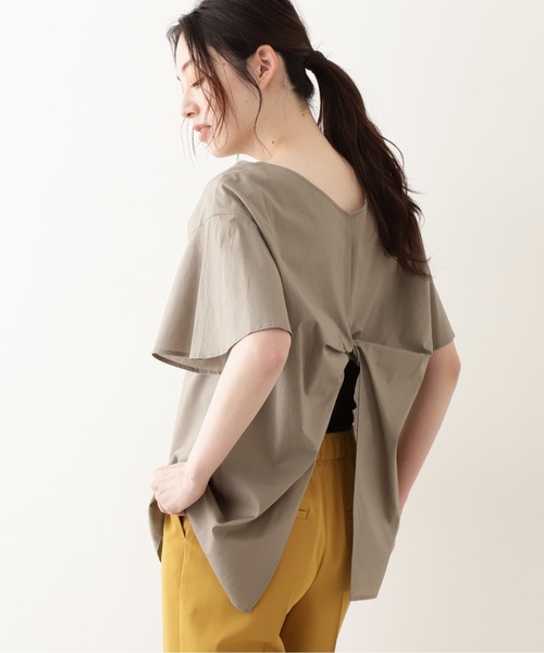 NATURAL BEAUTY BASIC（ナチュラルビューティーベーシック）の「オーガニックコットンバックツイストチュニックブラウス/0171210671（シャツ/ブラウス・レディース・マスタード/カーキ/オフホワイト・SMALL/MEDIUM）」の2枚目の写真