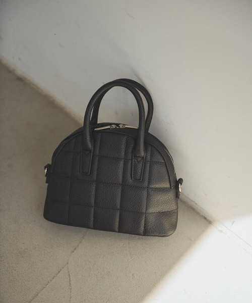 FREE'S MART（フリーズマート）の「【インフルエンサー森下愛里沙さんレコメンド】◆ボストンチェーンショルダーバッグ（ショルダーバッグ・レディース・ホワイト/ブラック/ライトブルー/ホワイト系その他・ﾌﾘ-）」の4枚目の写真