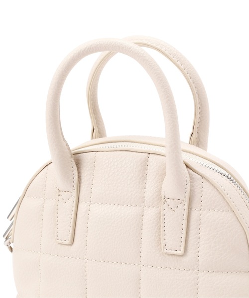 FREE'S MART（フリーズマート）の「【インフルエンサー森下愛里沙さんレコメンド】◆ボストンチェーンショルダーバッグ（ショルダーバッグ・レディース・ホワイト/ブラック/ライトブルー/ホワイト系その他・ﾌﾘ-）」の13枚目の写真