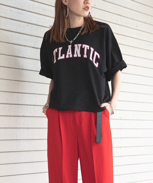 bohmal（ボマール）の「オーバーサイズカレッジロゴTシャツ（Tシャツ/カットソー・レディース・ホワイト/ブラック/ブルー・FREE）」の8枚目の写真