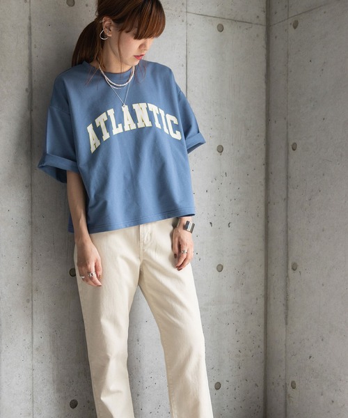 bohmal（ボマール）の「オーバーサイズカレッジロゴTシャツ（Tシャツ/カットソー・レディース・ホワイト/ブラック/ブルー・FREE）」の12枚目の写真