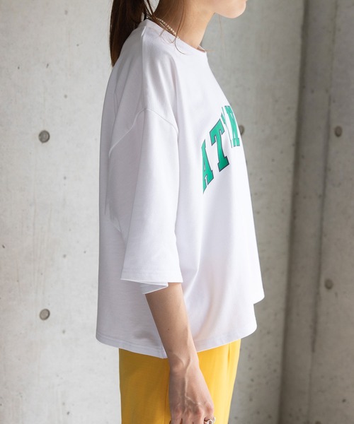 bohmal（ボマール）の「オーバーサイズカレッジロゴTシャツ（Tシャツ/カットソー・レディース・ホワイト/ブラック/ブルー・FREE）」の11枚目の写真