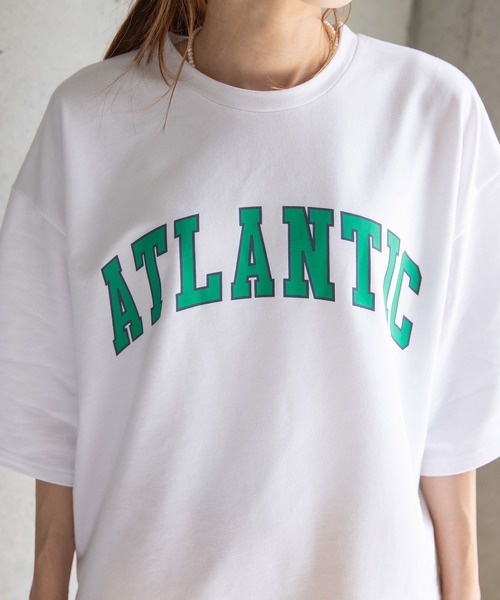 bohmal（ボマール）の「オーバーサイズカレッジロゴTシャツ（Tシャツ/カットソー・レディース・ホワイト/ブラック/ブルー・FREE）」の9枚目の写真