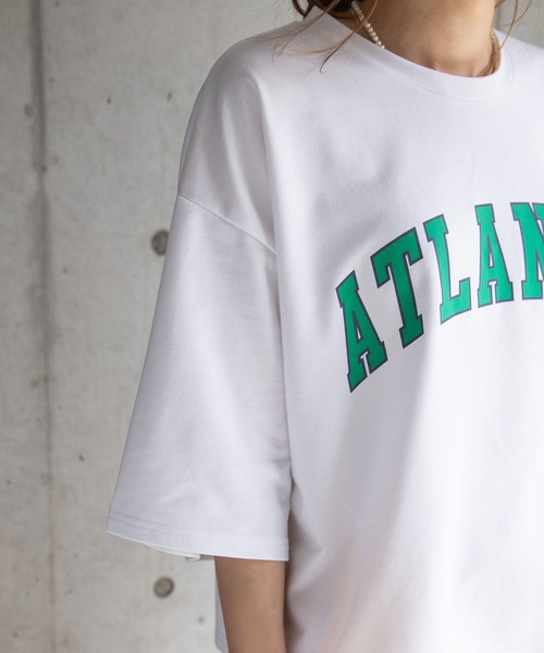 bohmal（ボマール）の「オーバーサイズカレッジロゴTシャツ（Tシャツ/カットソー・レディース・ホワイト/ブラック/ブルー・FREE）」の13枚目の写真