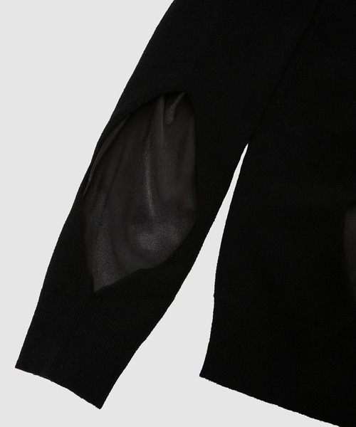 JW Anderson（ジェイダブリューアンダーソン）の「CREWNECK DIAMONDCUT OUT JUMPER（ニット/セーター・レディース・ブラック/ベージュ/グレー・X-SMALL）」の5枚目の写真