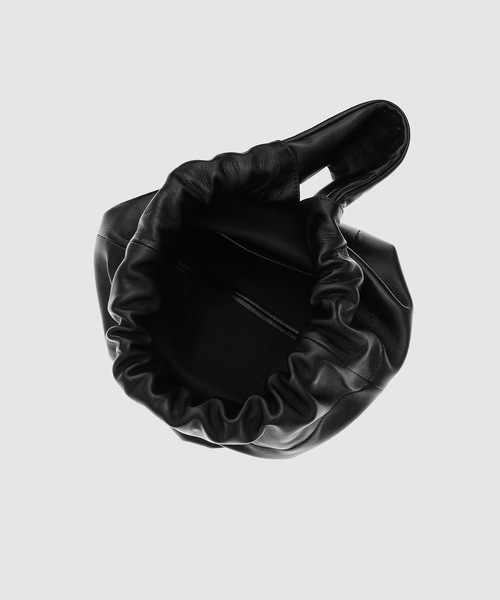 JIL SANDER（ジルサンダー）の「DRAWSTRING CLUTCH SM（ハンドバッグ・レディース・ブラック・U）」の4枚目の写真