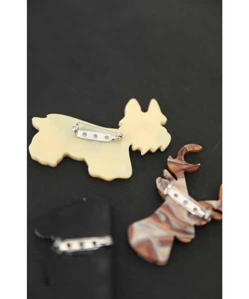cawaii（カワイイ）の「今日はどの子と出かけよう。アニマルブローチ（ブローチ/コサージュ・レディース・ブラウン/グレー/アイボリー・FREE）」の10枚目の写真
