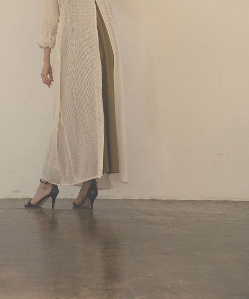 marjour(マージュール)の「COTTON NET ONEPIECE(ワンピース・レディース・チャコールグレー/オフホワイト・M)」の5枚目の写真