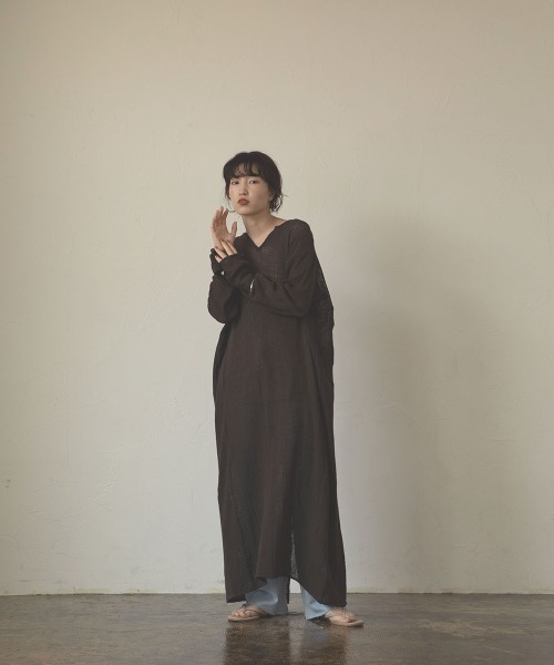 marjour(マージュール)の「COTTON NET ONEPIECE(ワンピース・レディース・チャコールグレー/オフホワイト・M)」の11枚目の写真