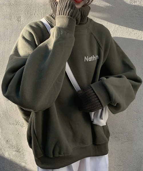 ABITOKYO(アビトーキョー)の「レイヤード風ワンポイントロゴリブドッキング裏毛トレーナー(スウェット・レディース・ベージュ/グリーン/ブラック・FREE)」の5枚目の写真