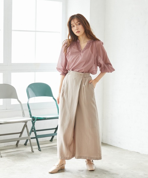 Rewde(ルゥデ)の「刺繍ボリュームスリーブブラウス(1R13-07146)(シャツ/ブラウス・レディース・チャコールグレー/ベージュ/モーブ系・M)」の13枚目の写真