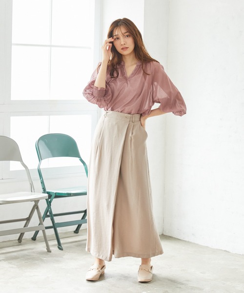 Rewde(ルゥデ)の「刺繍ボリュームスリーブブラウス(1R13-07146)(シャツ/ブラウス・レディース・チャコールグレー/ベージュ/モーブ系・M)」の22枚目の写真