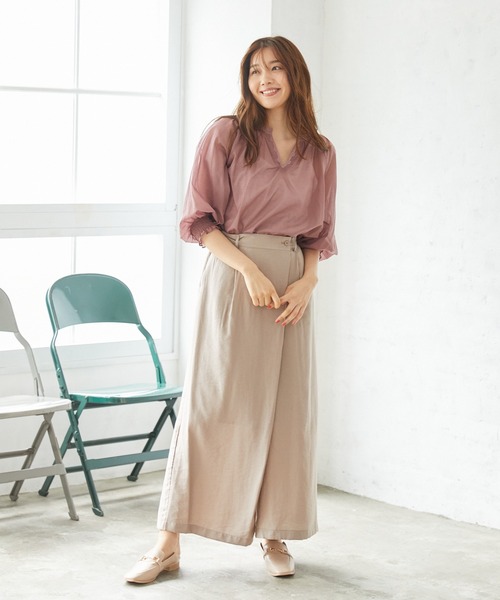 Rewde(ルゥデ)の「刺繍ボリュームスリーブブラウス(1R13-07146)(シャツ/ブラウス・レディース・チャコールグレー/ベージュ/モーブ系・M)」の10枚目の写真