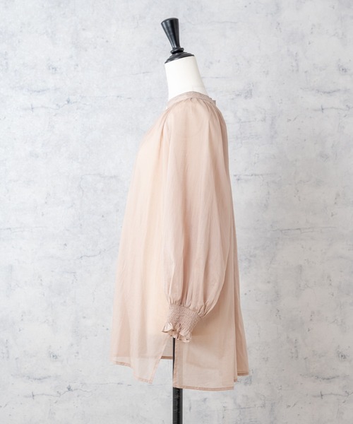 Rewde(ルゥデ)の「刺繍ボリュームスリーブブラウス(1R13-07146)(シャツ/ブラウス・レディース・チャコールグレー/ベージュ/モーブ系・M)」の15枚目の写真