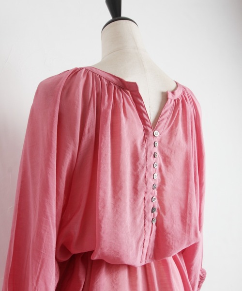 Cookie Chocolate(クッキーチョコレート)の「2WAYボリュームマキシワンピース(ワンピース・レディース・ブラック/ピンク・M)」の4枚目の写真