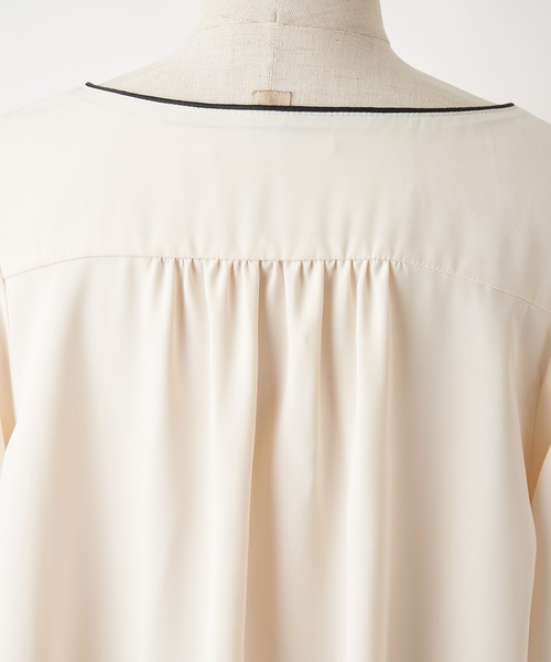 one after another NICE CLAUP(ワンアフターアナザーナイスクラップ)の「上品見え!プチプラ配色パイピンクブラウス【WEB限定色あり】(シャツ/ブラウス・レディース・ブラック/ブラウン/ピンク/アイボリー/ドット/ライトベージュ・FREE)」の18枚目の写真