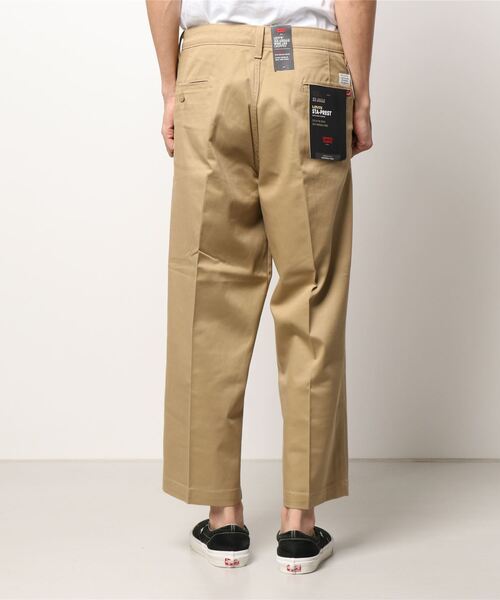 Levi's（リーバイス）の「【Levi's】「STA PREST」 ワイドレッグチノパンツ（チノパンツ・メンズ・ベージュ・32inch/30inch/28inch/34inch）」の2枚目の写真