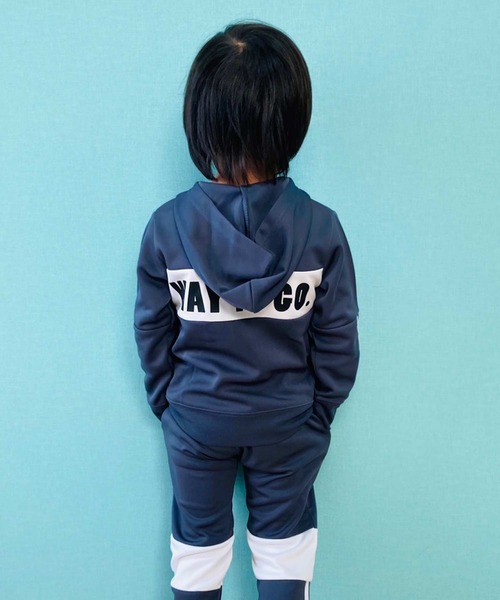 THE CASUAL（カジュアル）の「ライン入り 切替 ジップアップ パーカー キッズ（パーカー・キッズ・モカ/杢グレー/ブラック/チャコール・150cm/120cm/130cm/110cm/140cm/160cm）」の8枚目の写真