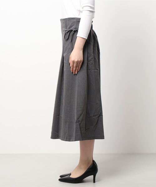 Lace Ladies(レースレディース)の「Aライン ミモレ丈 細リボン付き スカート(スカート・レディース・グレー/ブラック・XL/S/M/L)」の7枚目の写真