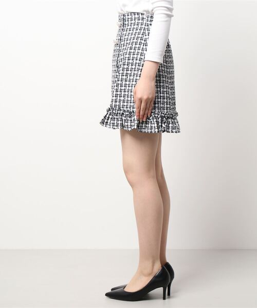 Secret Honey（シークレットハニー）の「ハートボタンツイード台形スカート（スカート・レディース・ブラック/ベージュ/オフホワイト・MEDIUM）」の13枚目の写真