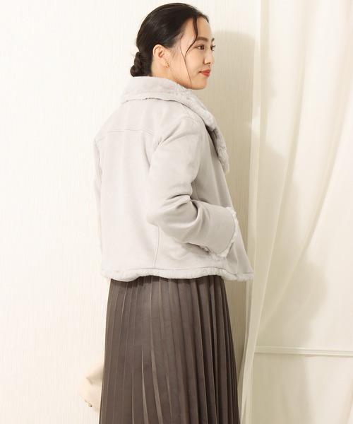 libelle more（リベル モア）の「スエードボンディングファー付きライダース（ライダースジャケット・レディース・ベージュ/グレー/ピンク/モカ・M/L）」の11枚目の写真