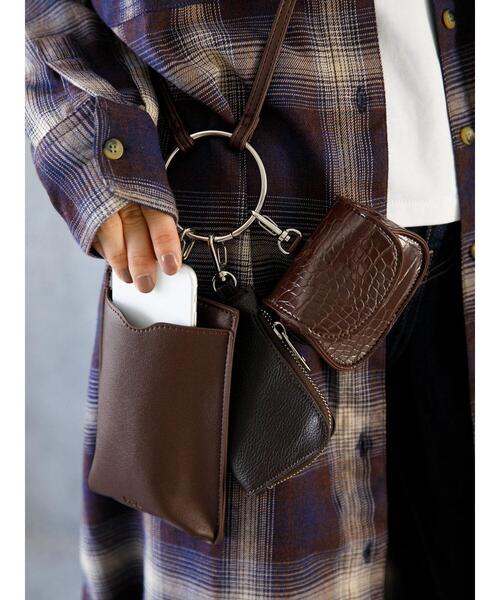 koe（コエ）の「スマホ・マルチケースショルダーバッグ*（スマホケース/カバー・レディース・ブラック/シルバー/ブラウン・FREE）」の6枚目の写真