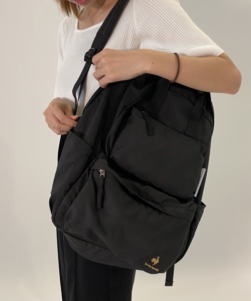 le coq sportif(ルコックスポルティフ)の「スポーツ メンズ レディース ユニセックス バックパック 小物 バッグ アクセサリー カジュアル トレーニングウエア スポーツウエア(バックパック/リュック・レディース・ホワイト/ブラック・F)」の2枚目の写真