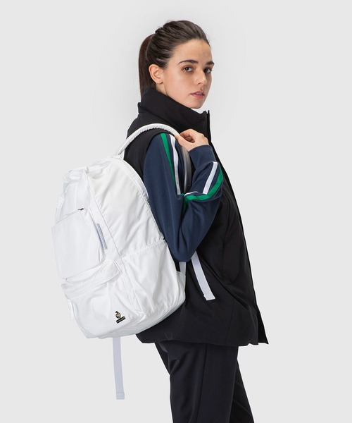 le coq sportif(ルコックスポルティフ)の「スポーツ メンズ レディース ユニセックス バックパック 小物 バッグ アクセサリー カジュアル トレーニングウエア スポーツウエア(バックパック/リュック・レディース・ホワイト/ブラック・F)」の5枚目の写真