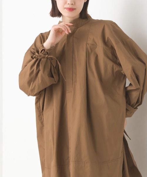 OMNES Supremo（オムネス　スプレモ）の「タイプライター袖リボンビッグシャツ（シャツ/ブラウス・レディース・ホワイト/ブラック/ブラウン/モカ/ベージュ・FREE）」の19枚目の写真