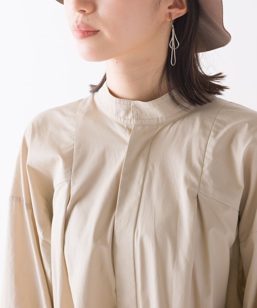 OMNES Supremo（オムネス　スプレモ）の「タイプライター袖リボンビッグシャツ（シャツ/ブラウス・レディース・ホワイト/ブラック/ブラウン/モカ/ベージュ・FREE）」の21枚目の写真