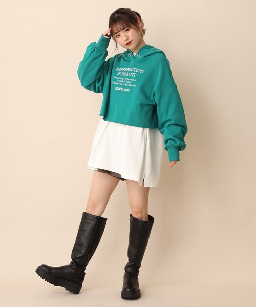 one after another NICE CLAUP（ワンアフターアナザーナイスクラップ）の「刺繍ロゴ裏毛ショートパーカー（Tシャツ/カットソー・レディース・オフホワイト/スミクロ/ブラウン/グリーン・FREE）」の15枚目の写真