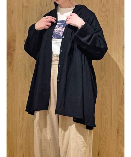 Samansa Mos2（サマンサ モスモス）の「ピンタックチュニック（シャツ/ブラウス・レディース・ブラック/ベージュ/キナリ・ﾌﾘ-）」の3枚目の写真