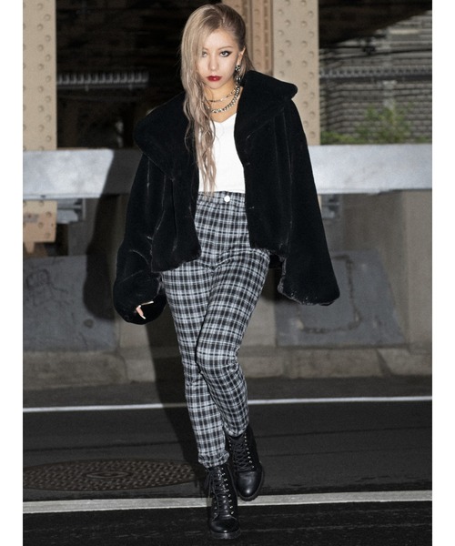 EGOIST(エゴイスト)の「BIGカラーエコファーブルゾンⅡ(ブルゾン・レディース・ブラック・FREE)」の11枚目の写真