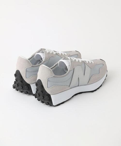 NEW BALANCE(ニューバランス)の「<New Balance (ニューバランス)>MS327 スニーカー(スニーカー・レディース・ライトグレー/ブラック・22.5cm/23cm/23.5cm/24cm/24.5cm/25cm)」の13枚目の写真