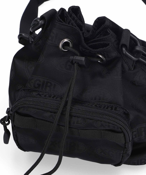 X-girl（エックスガール）の「OVAL LOGO BUCKET SHOULDER BAG（ショルダーバッグ・レディース・ブラック・ONE SIZE）」の5枚目の写真
