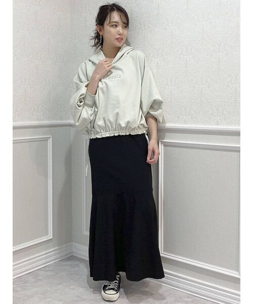 dazzlin（ダズリン）の「freesiaボリュームタックスリーブパーカー（パーカー・レディース・パープル/オフホワイト/グリーン・FREE）」の15枚目の写真