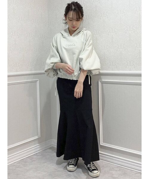 dazzlin（ダズリン）の「freesiaボリュームタックスリーブパーカー（パーカー・レディース・パープル/オフホワイト/グリーン・FREE）」の20枚目の写真