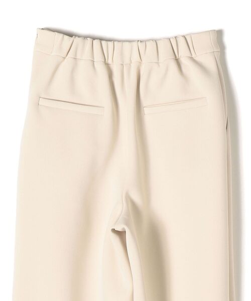 kaene(カエン)の「kaene:パールモチーフボタンテーパードパンツ◆(その他パンツ・レディース・ブラック/ベージュ・ONE SIZE)」の11枚目の写真