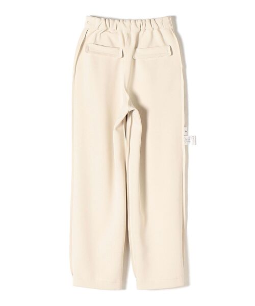 kaene(カエン)の「kaene:パールモチーフボタンテーパードパンツ◆(その他パンツ・レディース・ブラック/ベージュ・ONE SIZE)」の13枚目の写真