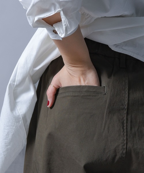 folka（フォルカ）の「【folka（フォルカ）】2022 F/W チノサーカスパンツ（チノパンツ・レディース・ブラック/カーキ/ベージュ・M/L）」の11枚目の写真