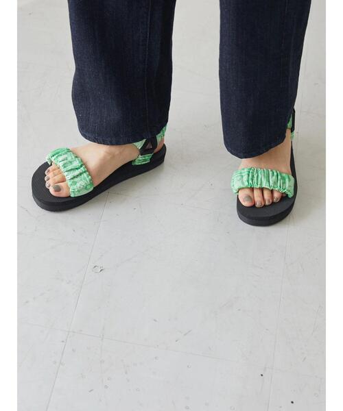 AMERICAN HOLIC（アメリカンホリック）の「ギャザーベルトサンダル（サンダル・レディース・ホワイト/ブラック/ベージュ/グリーン・S/M/L）」の13枚目の写真