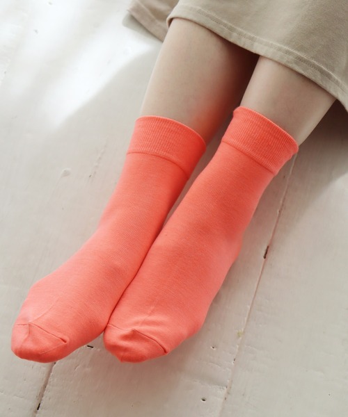 TAWARA（タワラ）の「チラミセ ハイゲージ ショートソックス（ソックス/靴下・レディース・グレー/レッド/ピンク/ターコイズブルー/イエロー/ミント/ダークブルー/ピンク系その他/オレンジ/パープル/ライトブルー・F）」の11枚目の写真