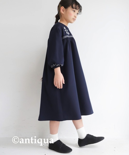 antiqua(アンティカ)の「Aライン刺繍ワンピース(ワンピース・キッズ・ブラック/ネイビー・3/4/5/6)」の11枚目の写真