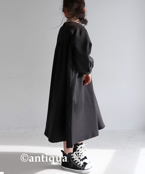antiqua(アンティカ)の「Aライン刺繍ワンピース(ワンピース・キッズ・ブラック/ネイビー・3/4/5/6)」の6枚目の写真