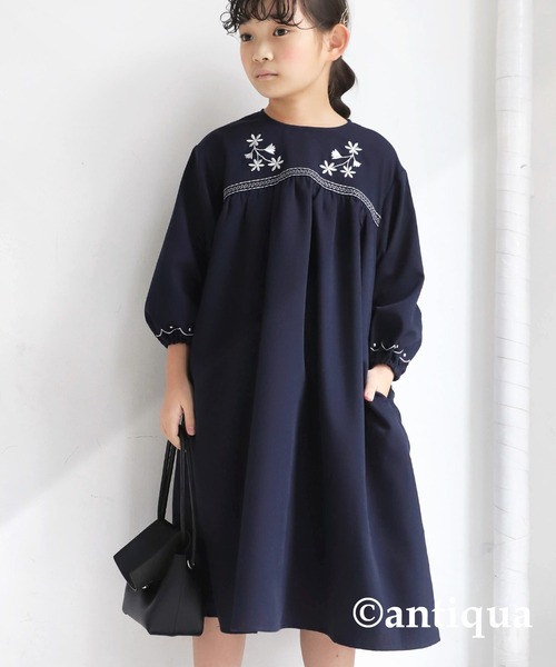 antiqua(アンティカ)の「Aライン刺繍ワンピース(ワンピース・キッズ・ブラック/ネイビー・3/4/5/6)」の12枚目の写真