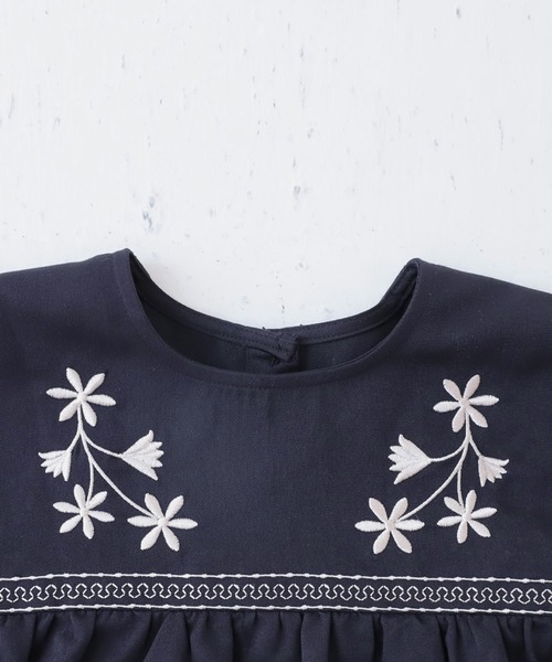antiqua(アンティカ)の「Aライン刺繍ワンピース(ワンピース・キッズ・ブラック/ネイビー・3/4/5/6)」の22枚目の写真