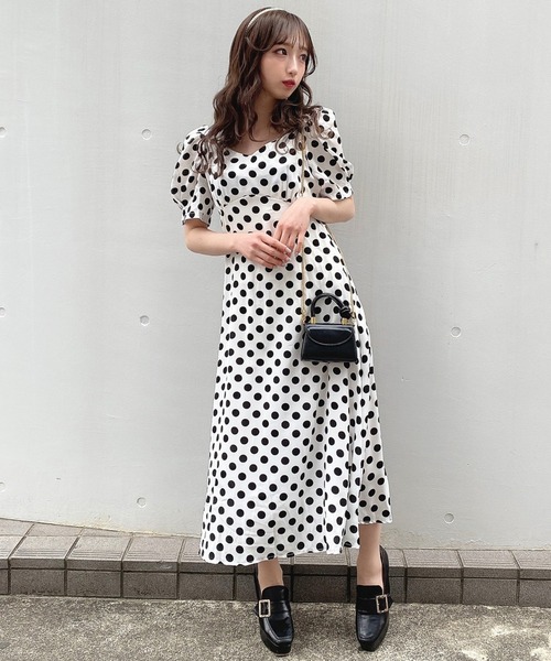 titty＆Co. PETIT（ティティアンドコープティ）の「【titty&Co.PETIT】バックリボンドットミディワンピース（ワンピース・レディース・ホワイト・FREE）」の14枚目の写真